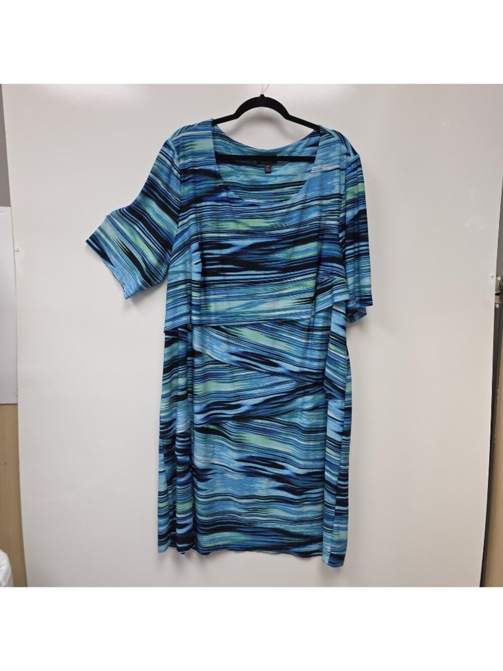 Connected Apparel Dress Womens 24W Blue Stripe Half Sleeve Shift Lined
